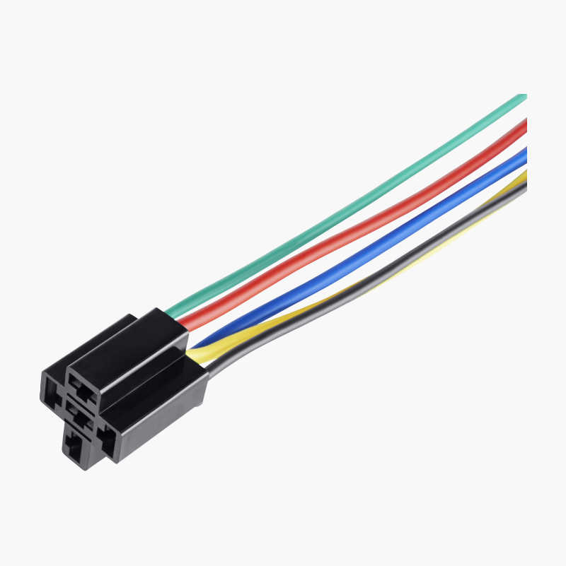 Relay socket