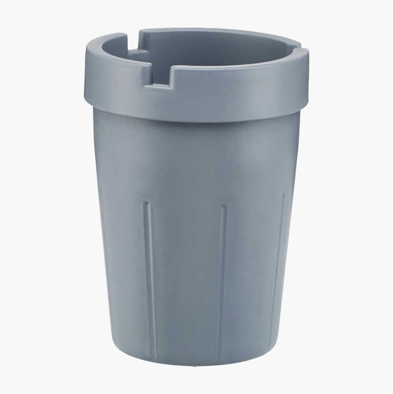 Ashtray with lid