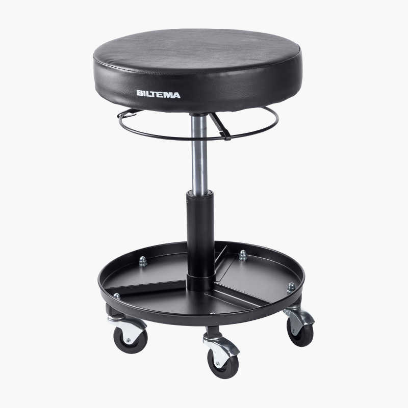 Workshop stool on online wheels