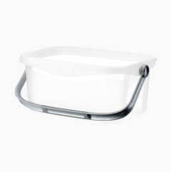 Plastic bucket with lid